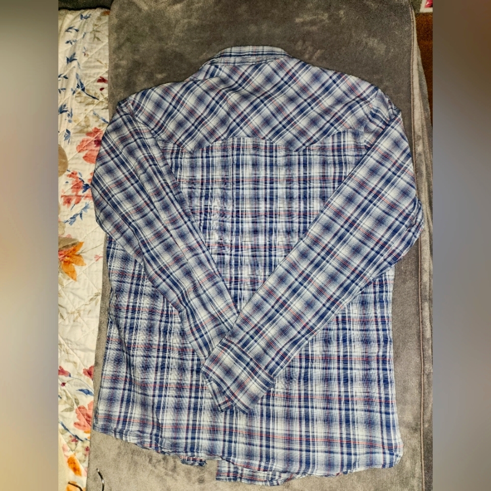 Casual Blue Plaid Button-Down Shirt